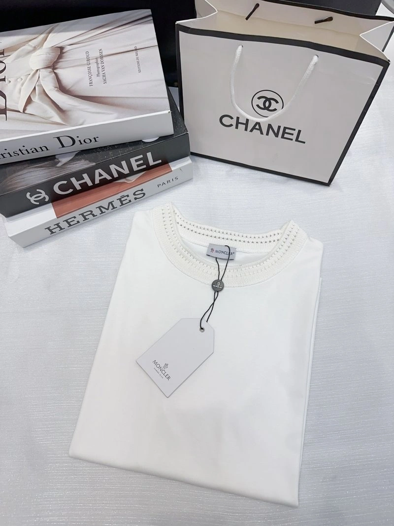 Packable Moncler T-Shirts 139744