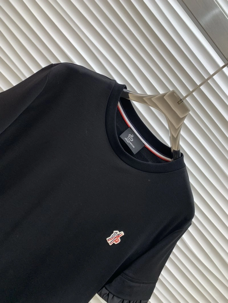 Moncler T-Shirts WaterResistant 139738