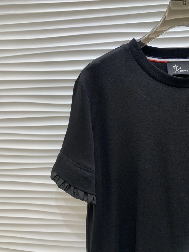 Moncler T-Shirts WaterResistant 139738