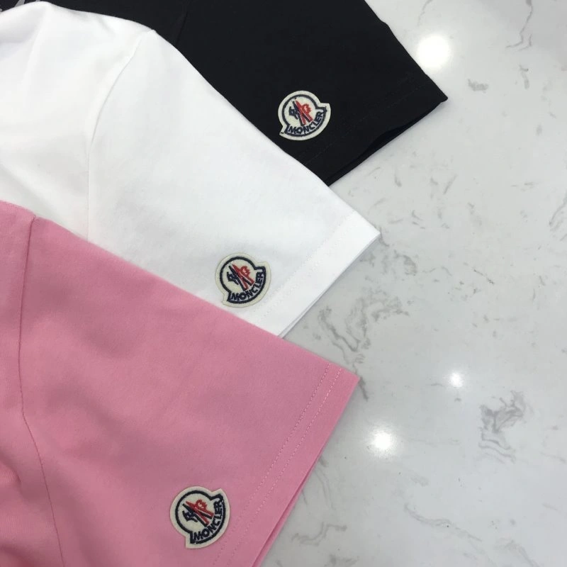 Moncler T-Shirts Elegant 139735