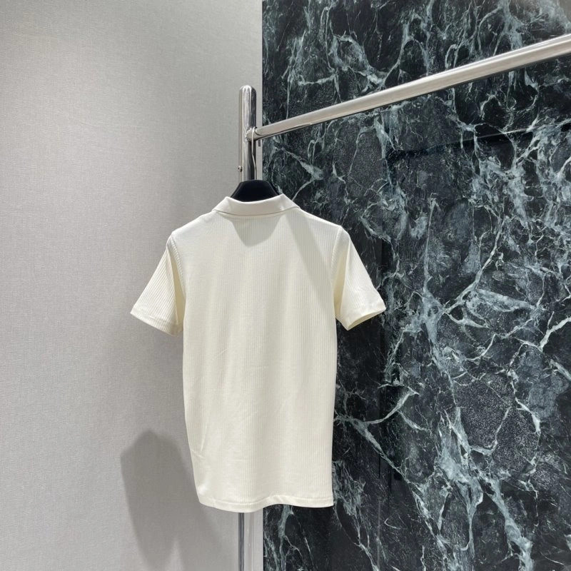 Moncler T-Shirts Resilient 139717