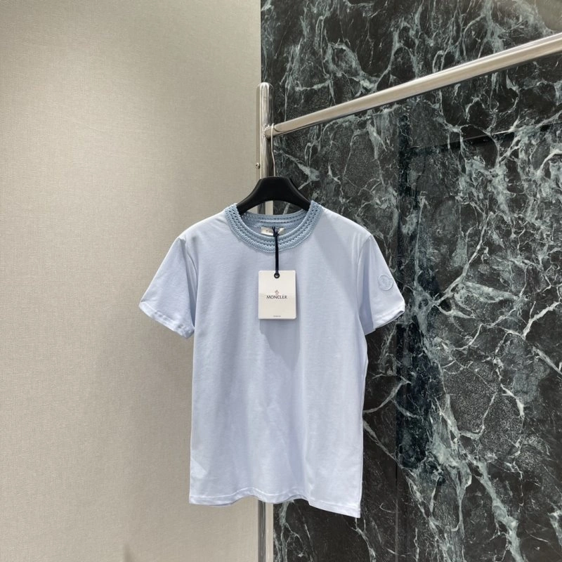 Moncler T-Shirts Vibrant 139721
