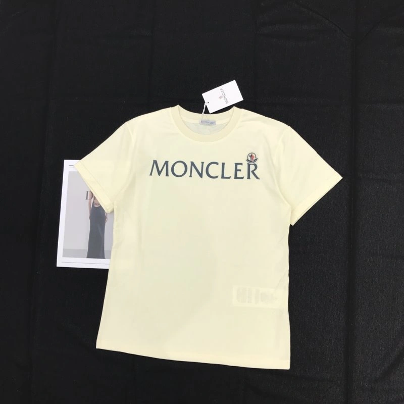 Moncler T-Shirts Sustainable 139731
