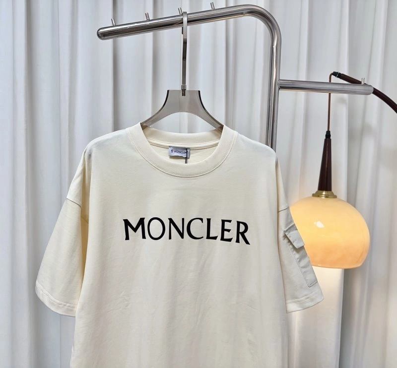 Sophisticated Moncler T-Shirts 139726