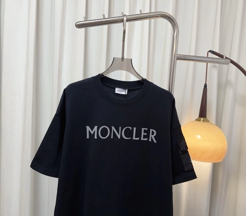 TravelReady Moncler T-Shirts 139727