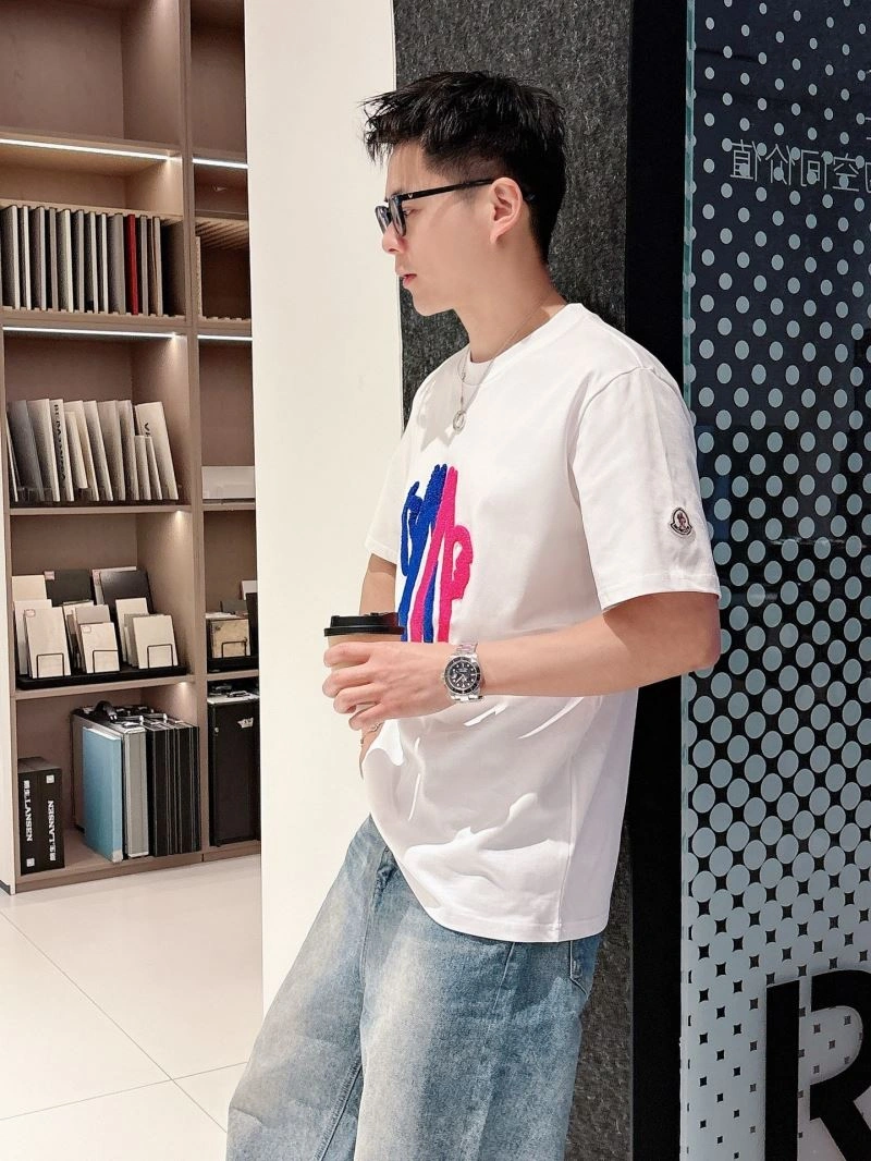 Moncler T-Shirts MultiPurpose 140579