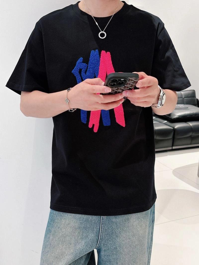 Sporty Moncler T-Shirts 140578