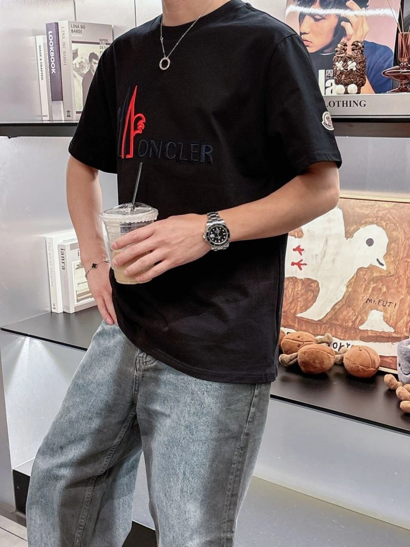 Efficient Moncler T-Shirts 140581