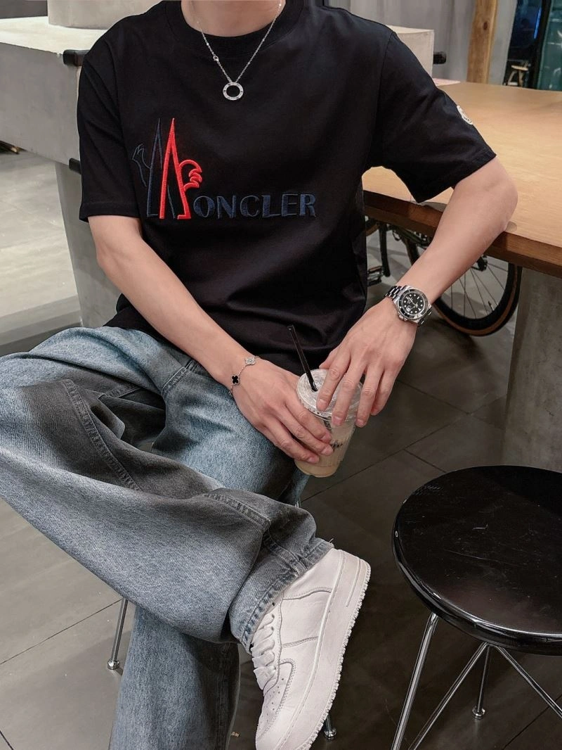Efficient Moncler T-Shirts 140581