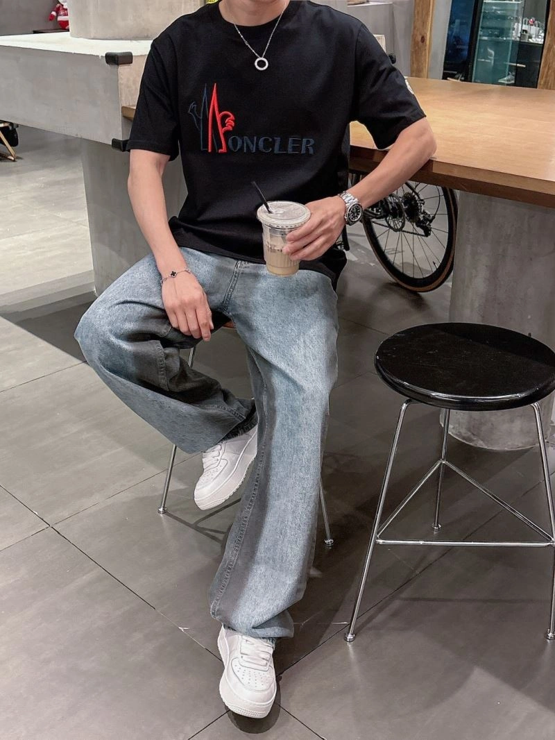 Efficient Moncler T-Shirts 140581