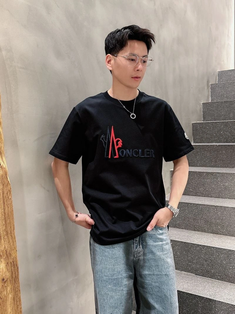 Efficient Moncler T-Shirts 140581