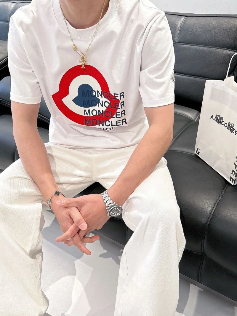 Refined Moncler T-Shirts 140582