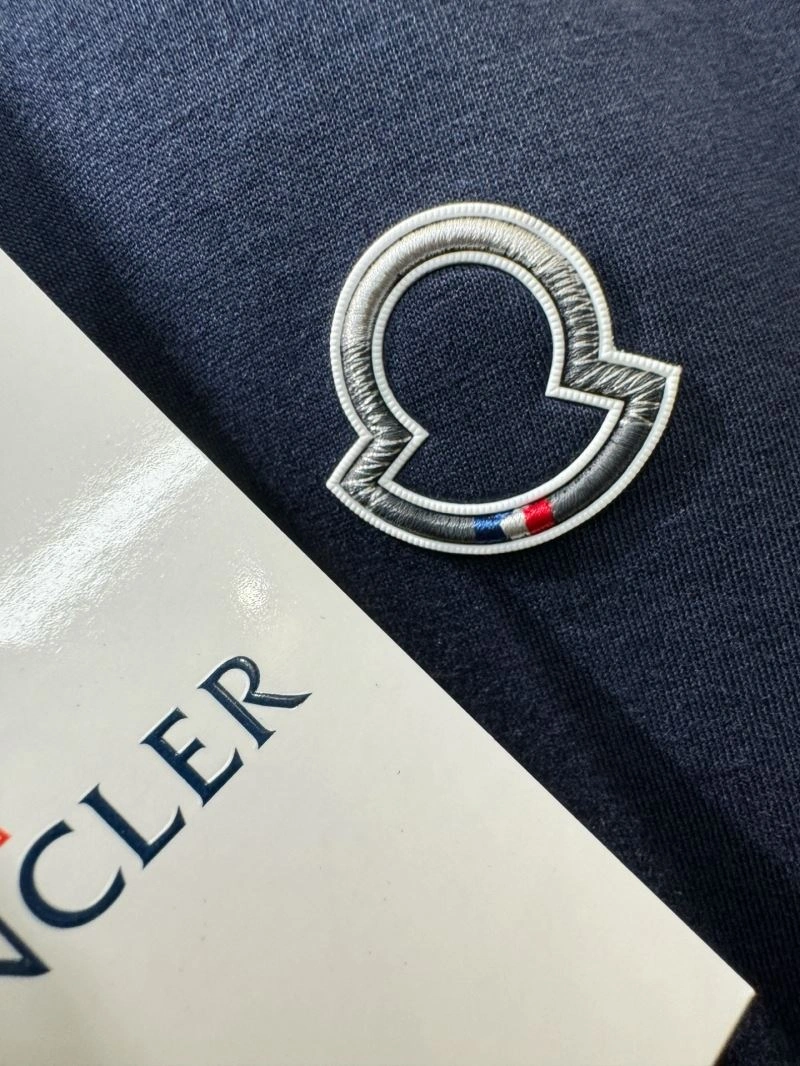 Moncler T-Shirts Packable 140574