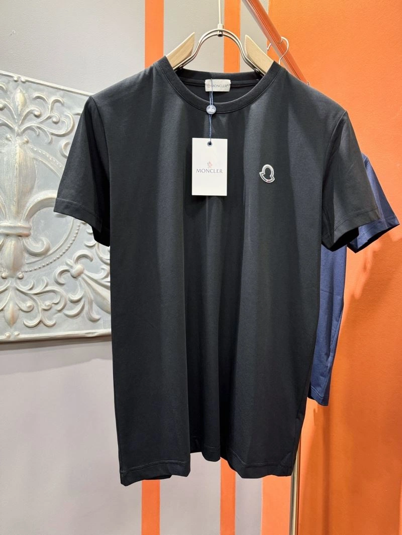 Moncler T-Shirts SunProtective 140573