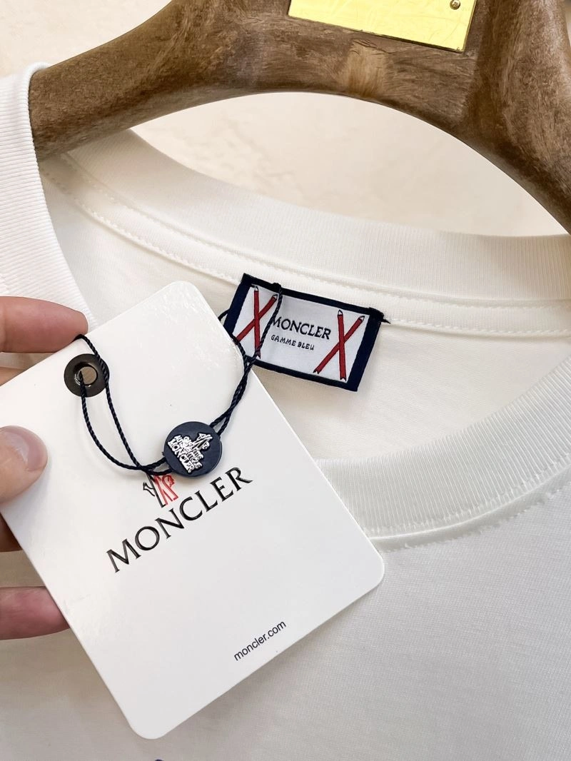 Fashionable Moncler T-Shirts 140571