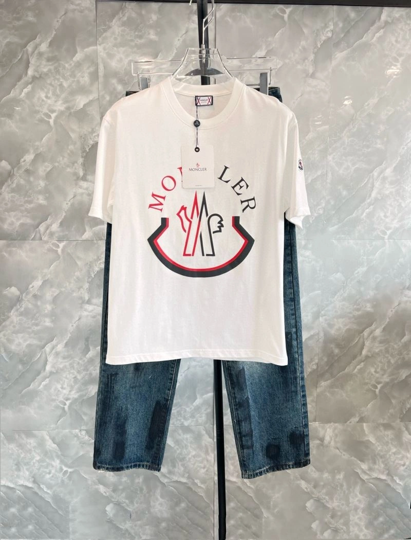 Elegant Moncler T-Shirts 140572