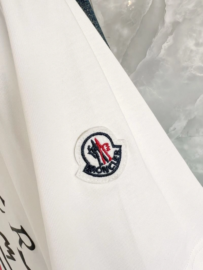 Elegant Moncler T-Shirts 140572
