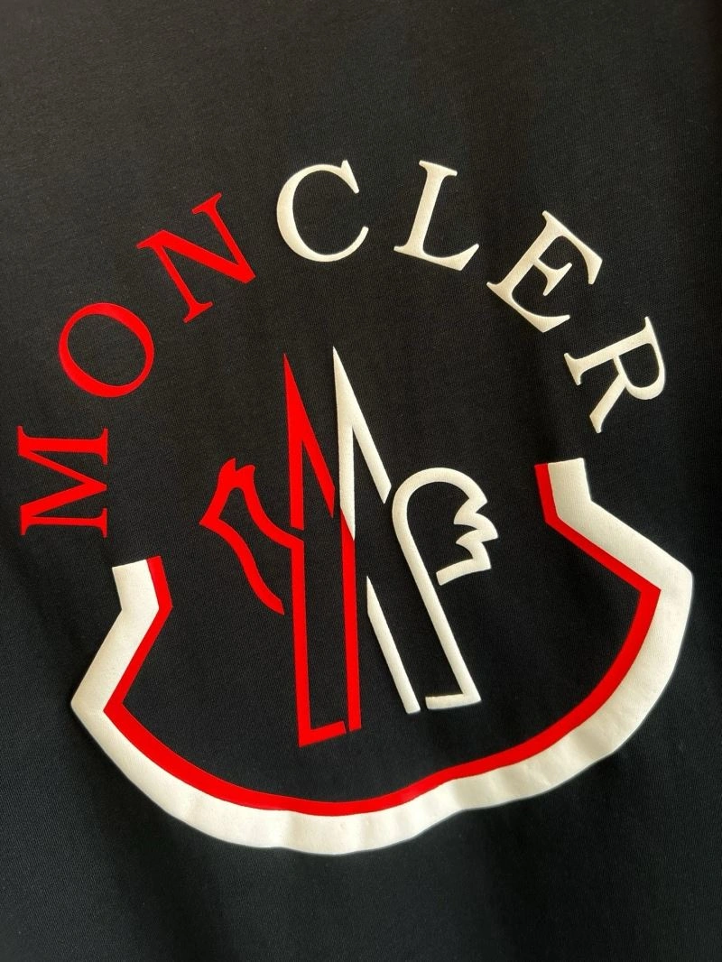 Elegant Moncler T-Shirts 140572