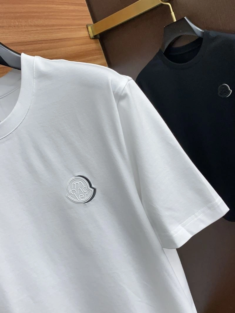 Moncler T-Shirts Efficient 140559