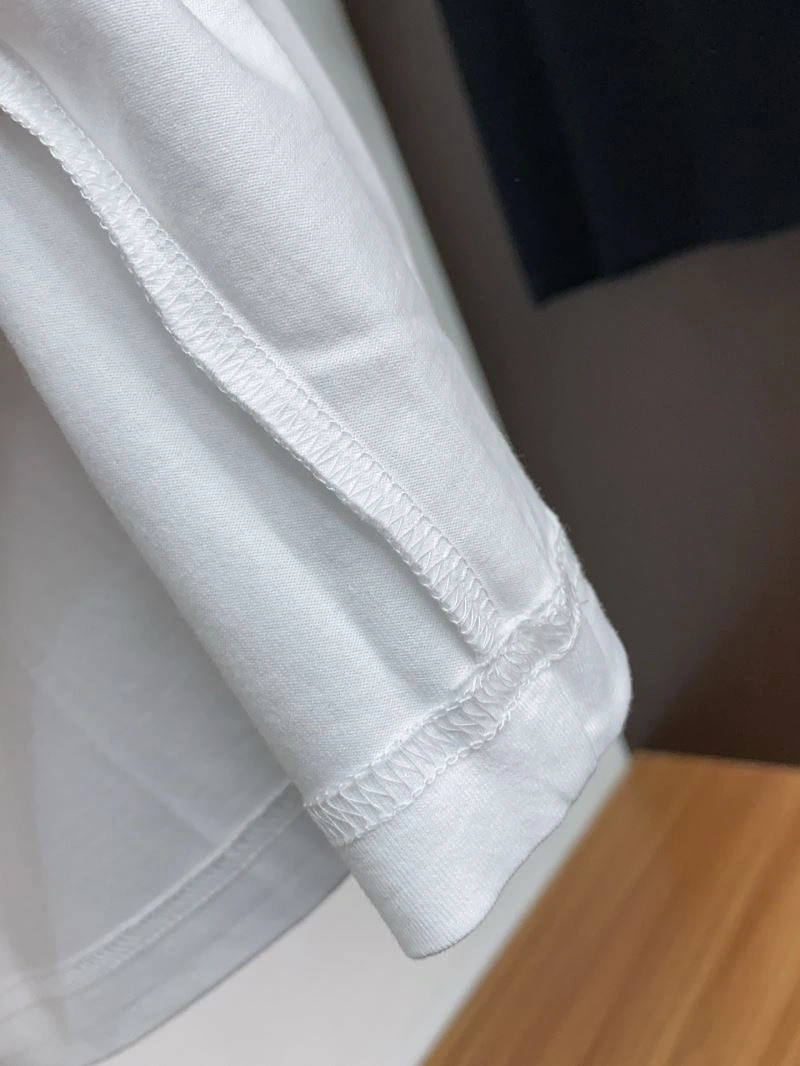 Moncler T-Shirts Efficient 140559