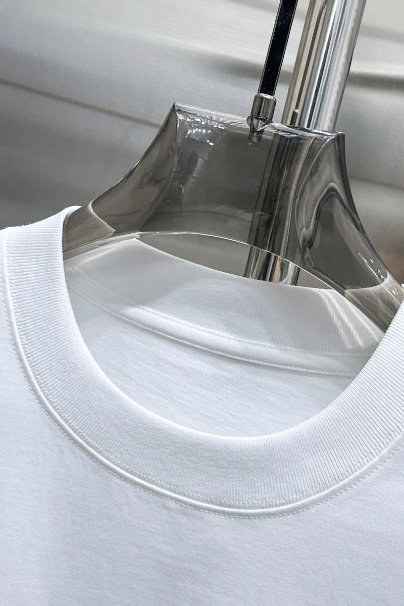 Moncler T-Shirts Minimalist 140553