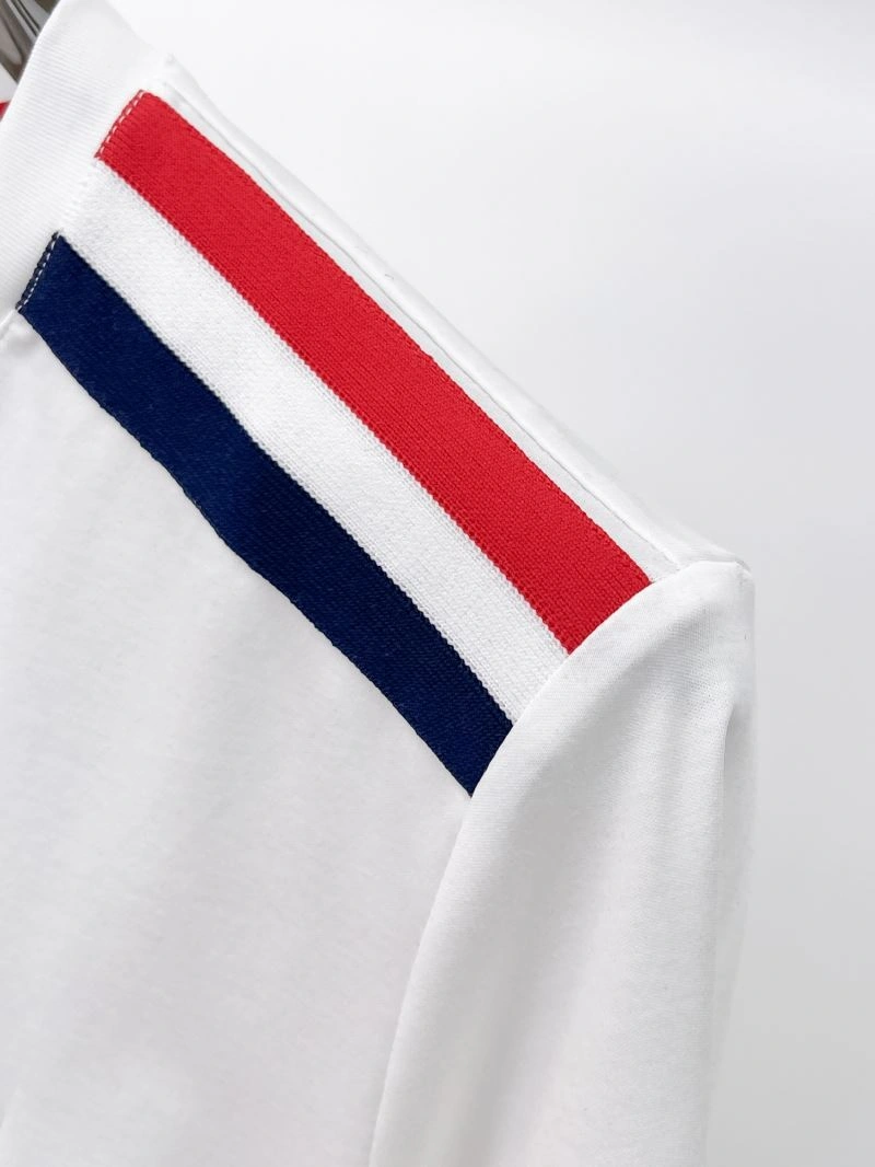 Moncler T-Shirts Comfortable 140539