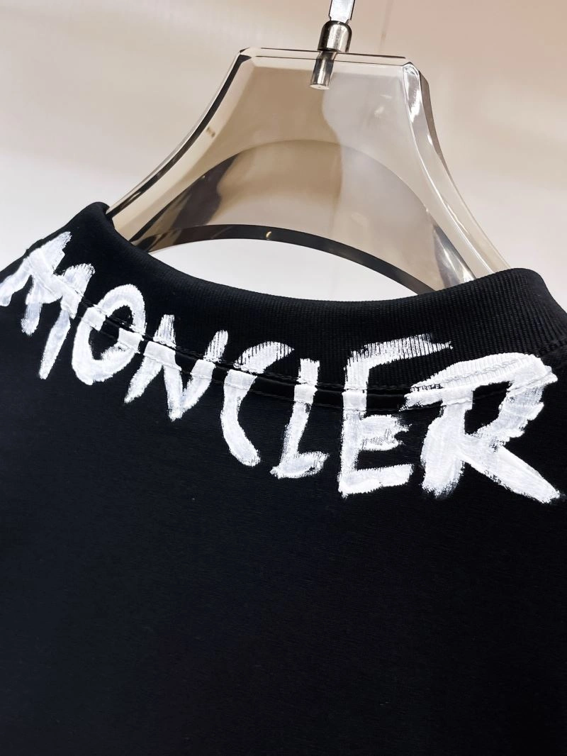 Soft Moncler T-Shirts 140540