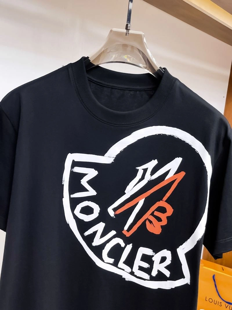 Soft Moncler T-Shirts 140540