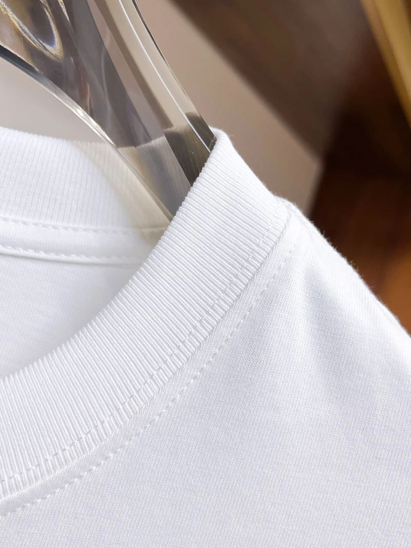 MoistureWicking Moncler T-Shirts 140542