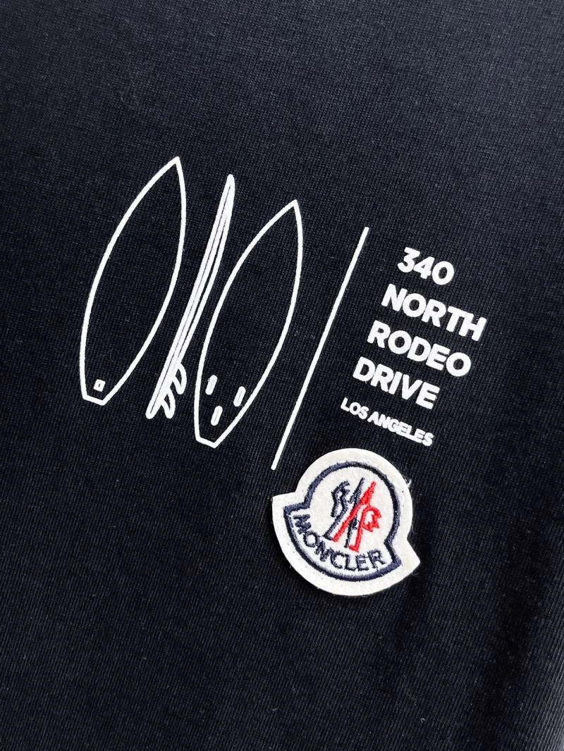 Moncler T-Shirts ZipUp 140538