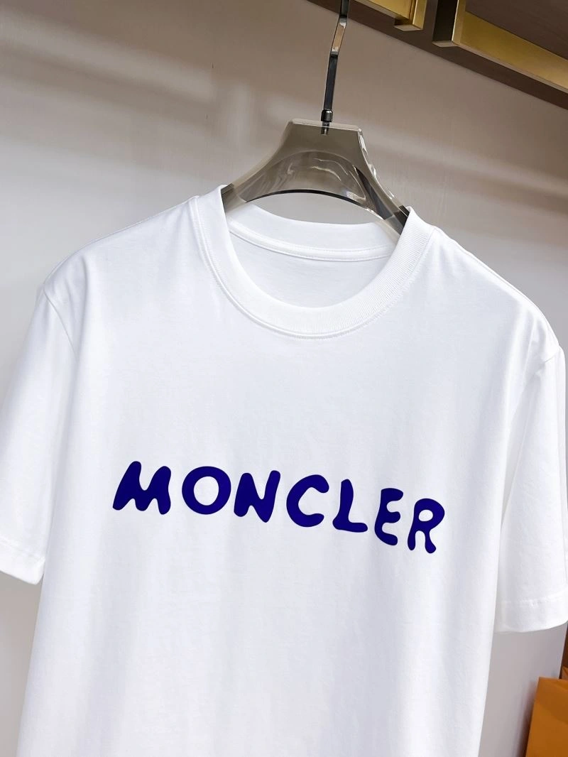 Snug Moncler T-Shirts 140512