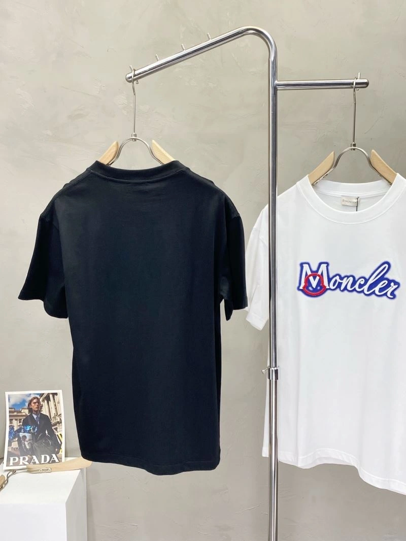 Moncler T-Shirts WellDesigned 140528
