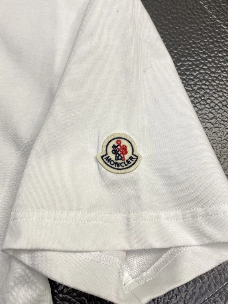 Moncler T-Shirts WellDesigned 140528