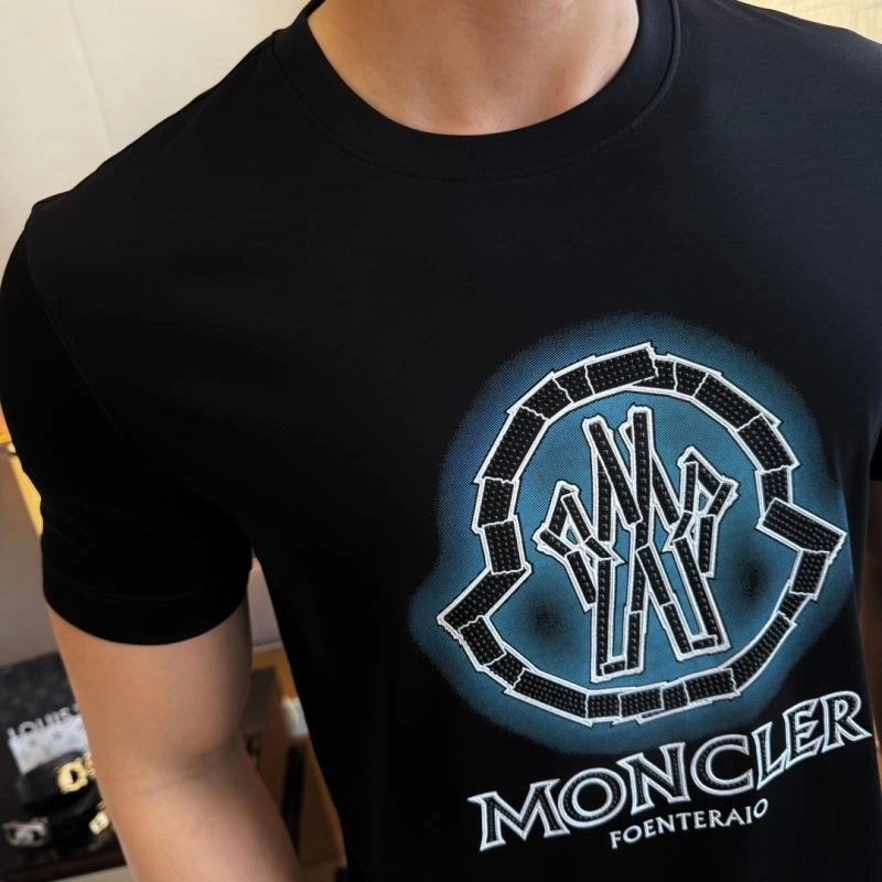 Moncler T-Shirts Neat 140523