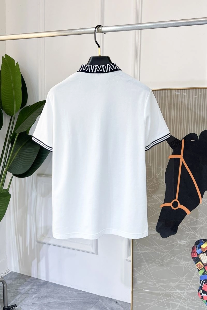 Cozy Moncler T-Shirts 140529