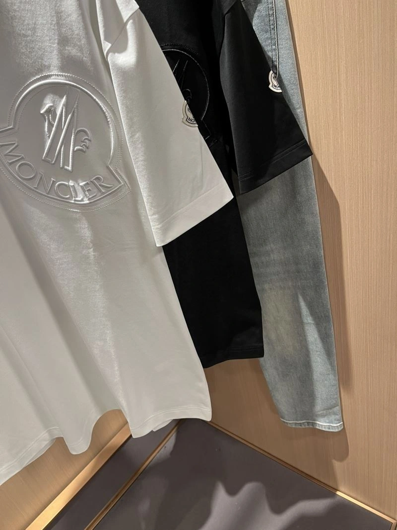 Moncler T-Shirts Durable 140517