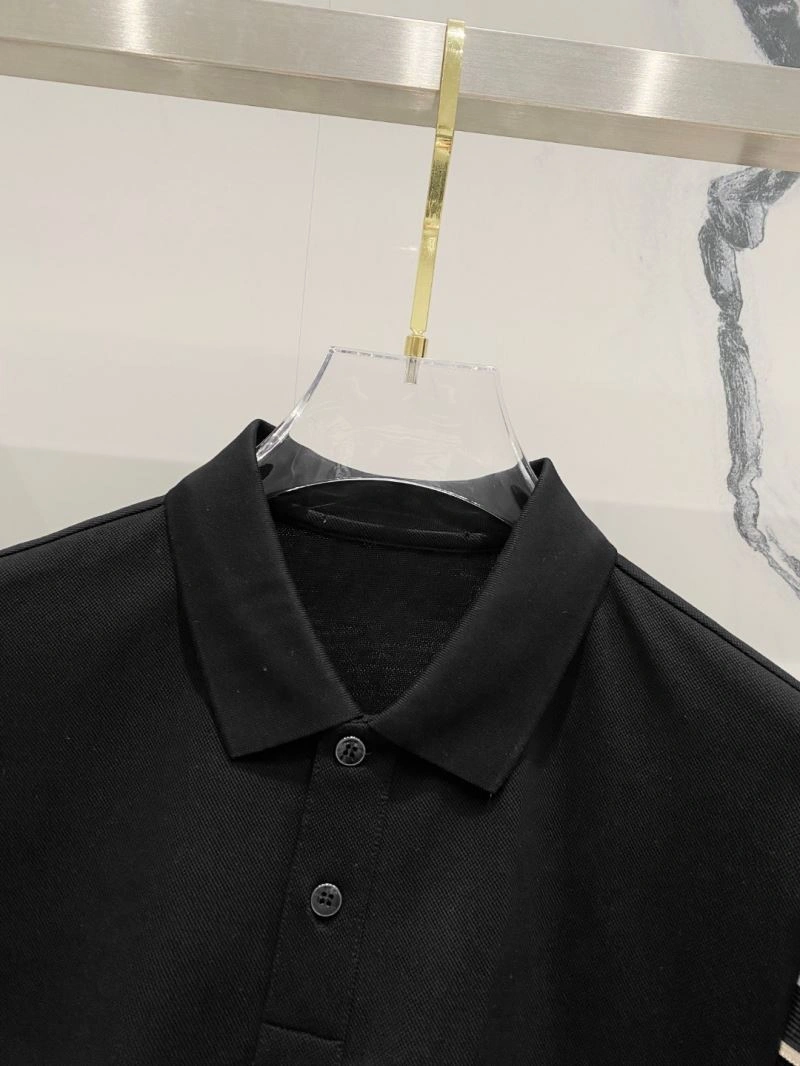 Moncler T-Shirts Neat 140525