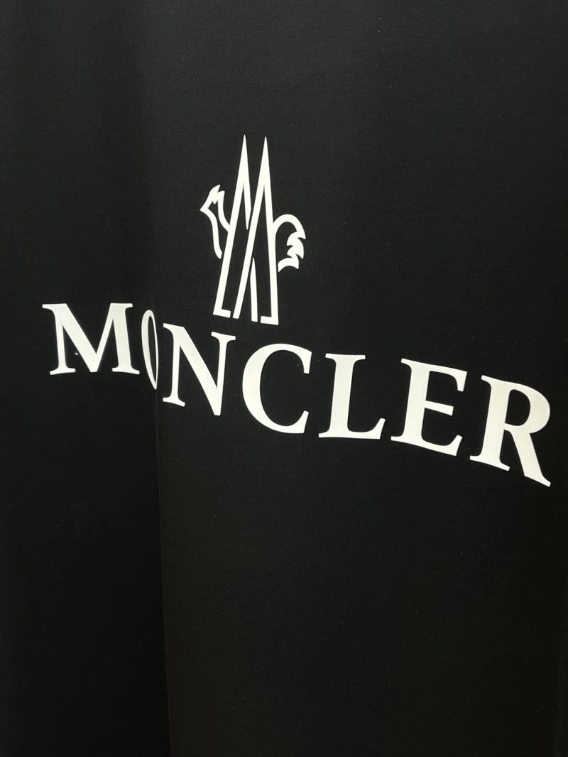 Vibrant Moncler T-Shirts 140493