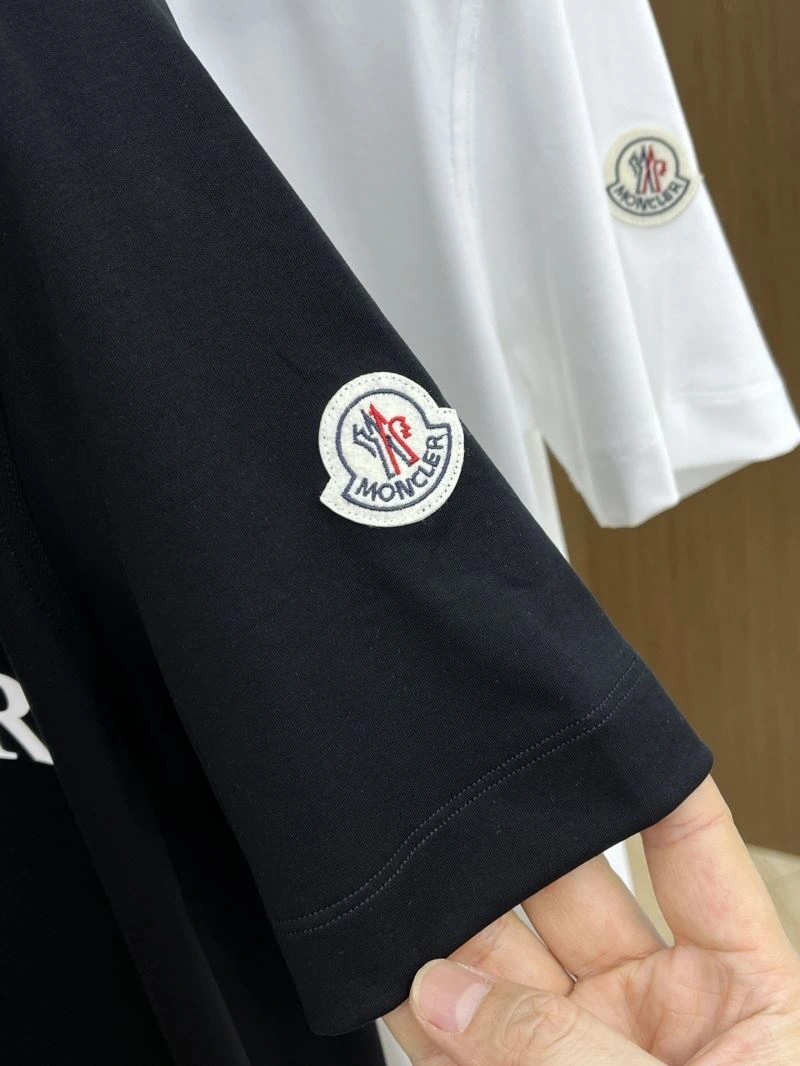 Vibrant Moncler T-Shirts 140493