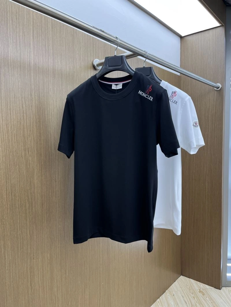 Moncler T-Shirts Classic 140495