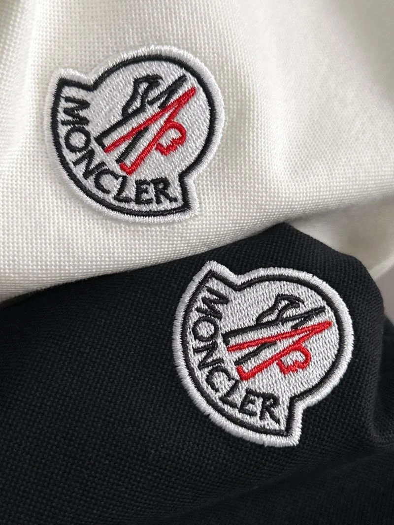 Moncler T-Shirts Timeless 140490