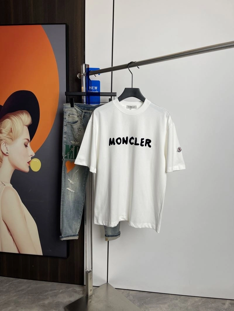 Moncler T-Shirts Upgraded 140565