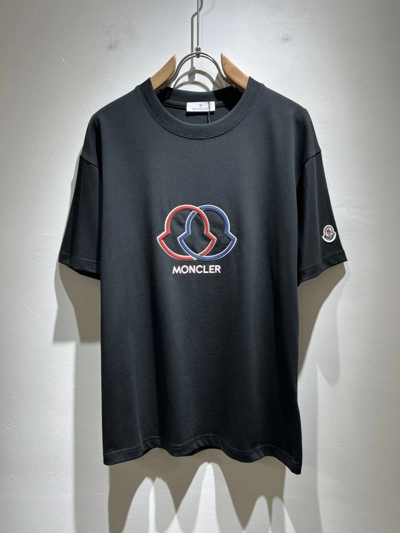 Moncler T-Shirts WaterResistant 140471