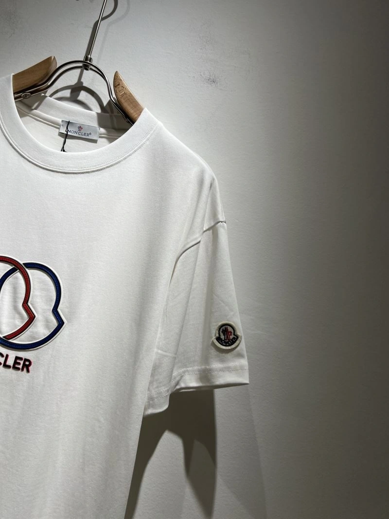 Resilient Moncler T-Shirts 140470