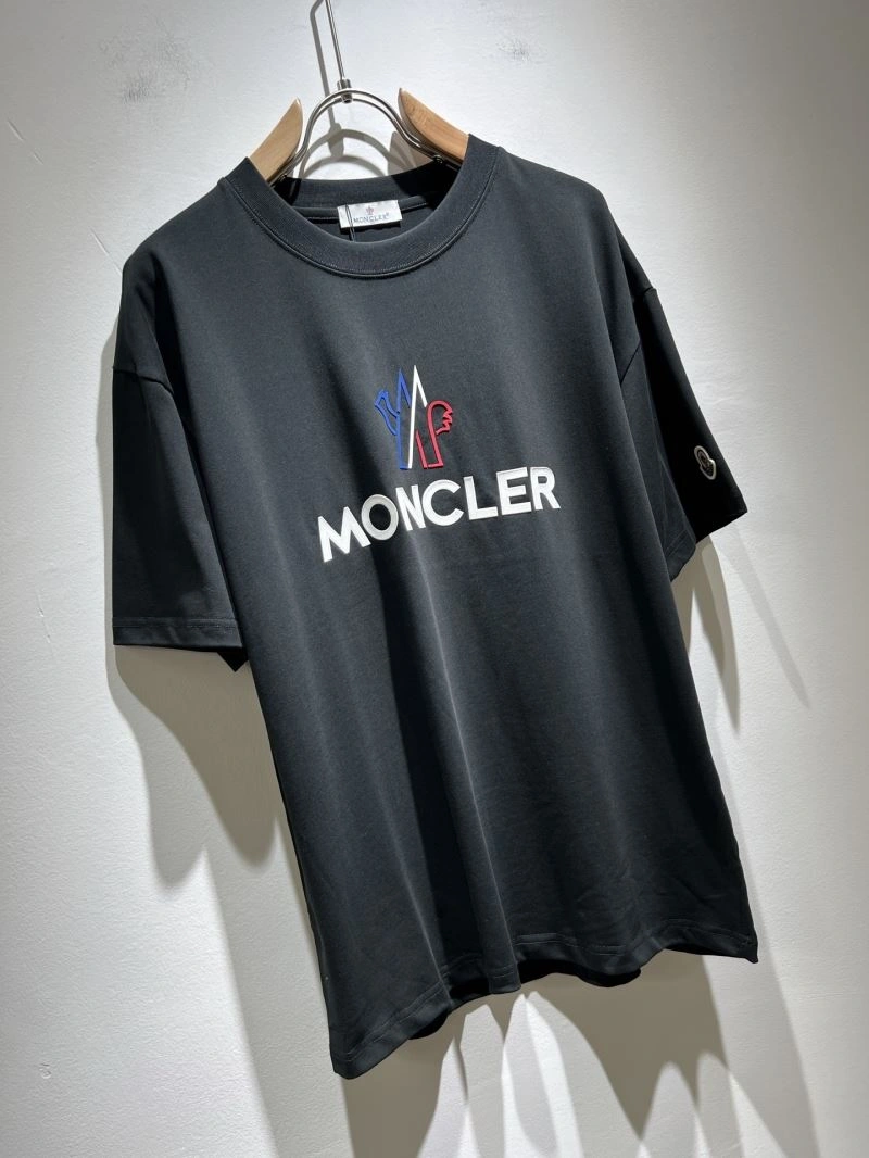 Popular Moncler T-Shirts 140476