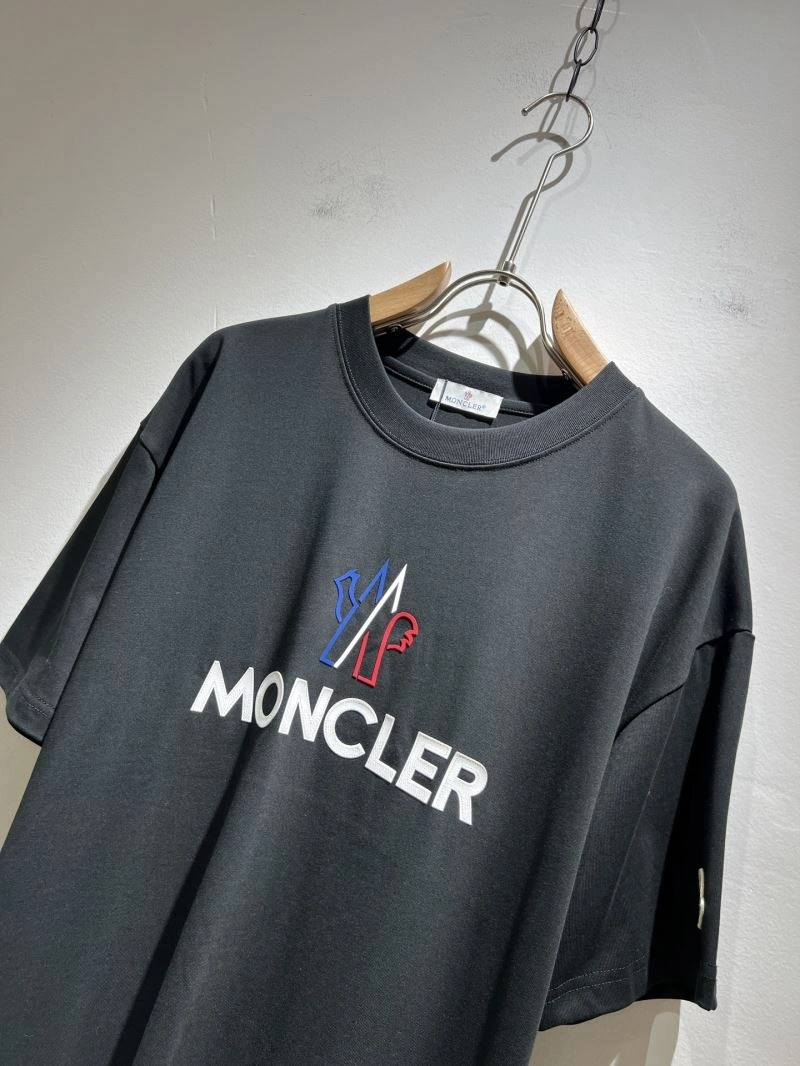 Popular Moncler T-Shirts 140476