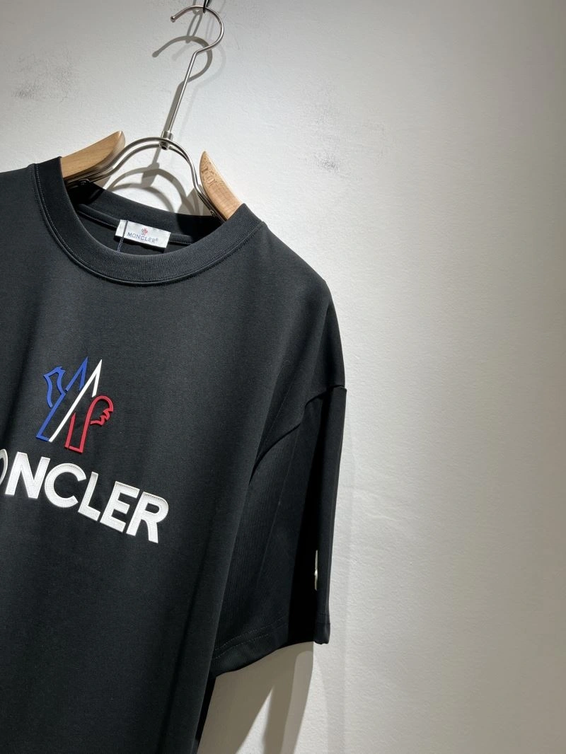 Popular Moncler T-Shirts 140476
