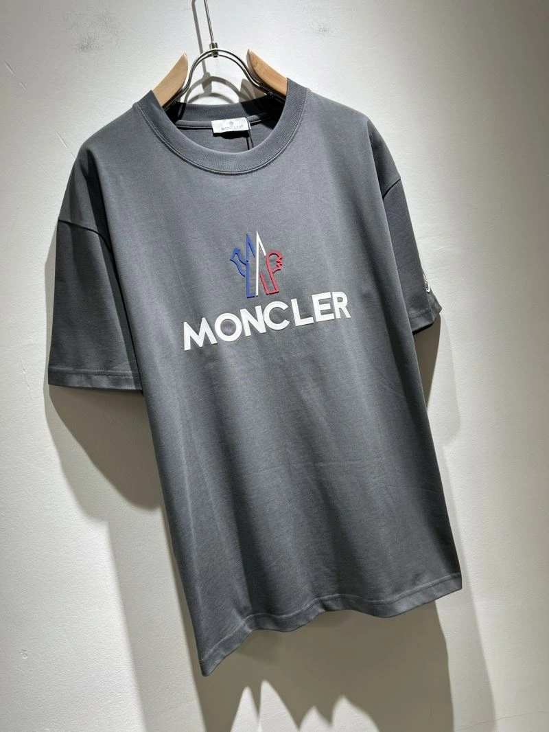 Sporty Moncler T-Shirts 140486