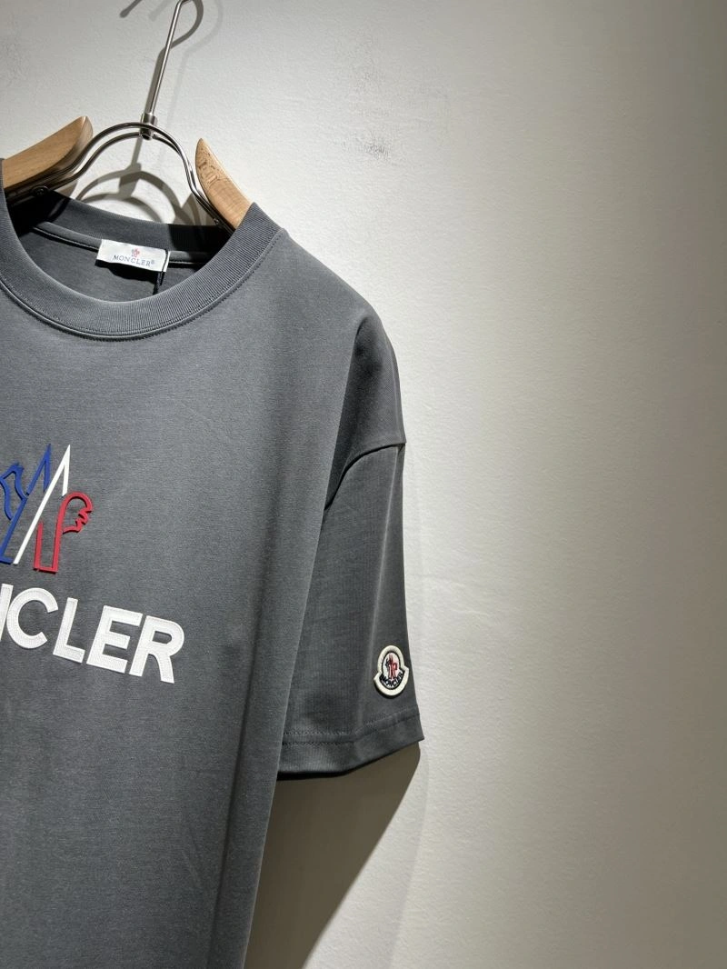 Sporty Moncler T-Shirts 140486