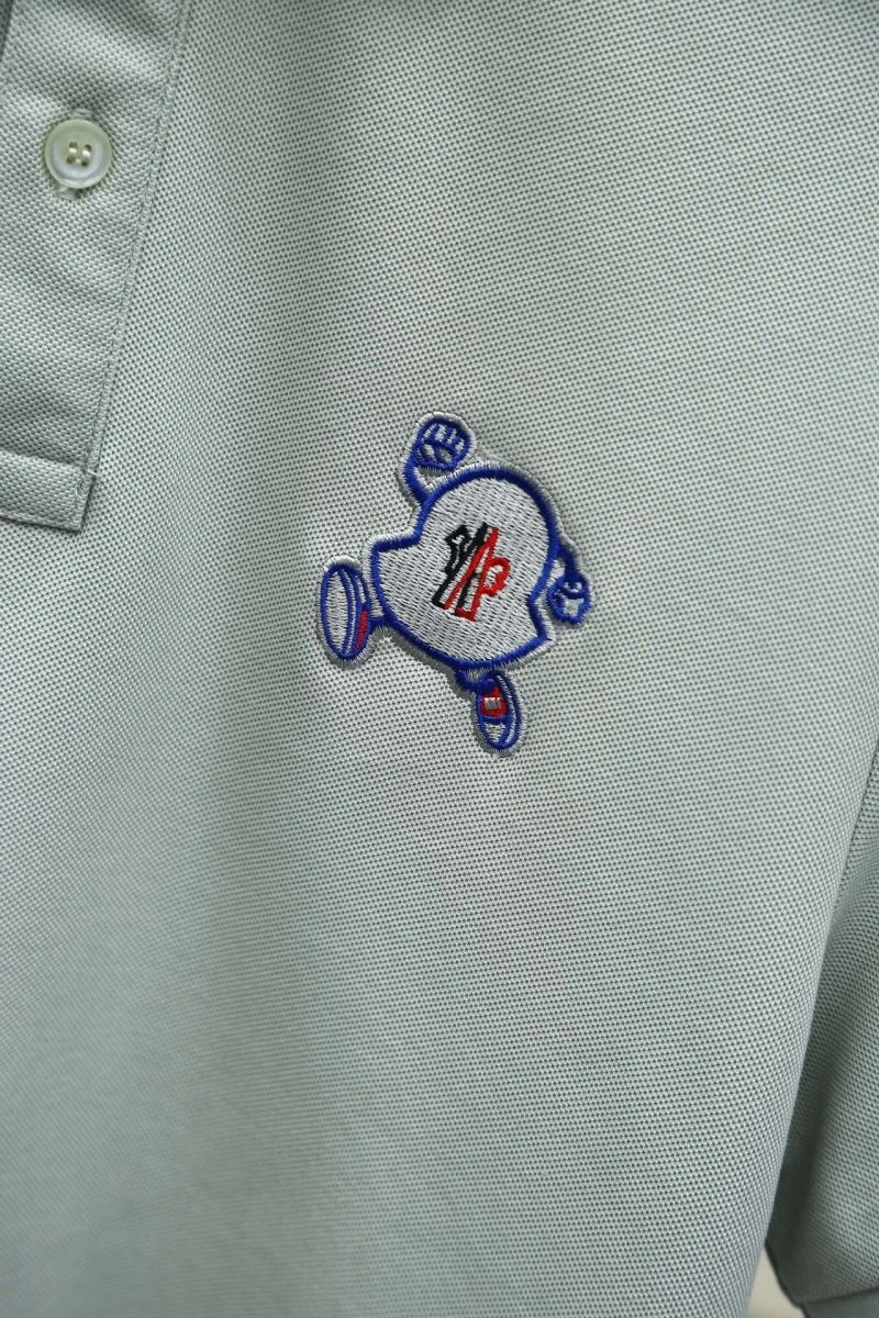 Moncler T-Shirts Unisex 140478